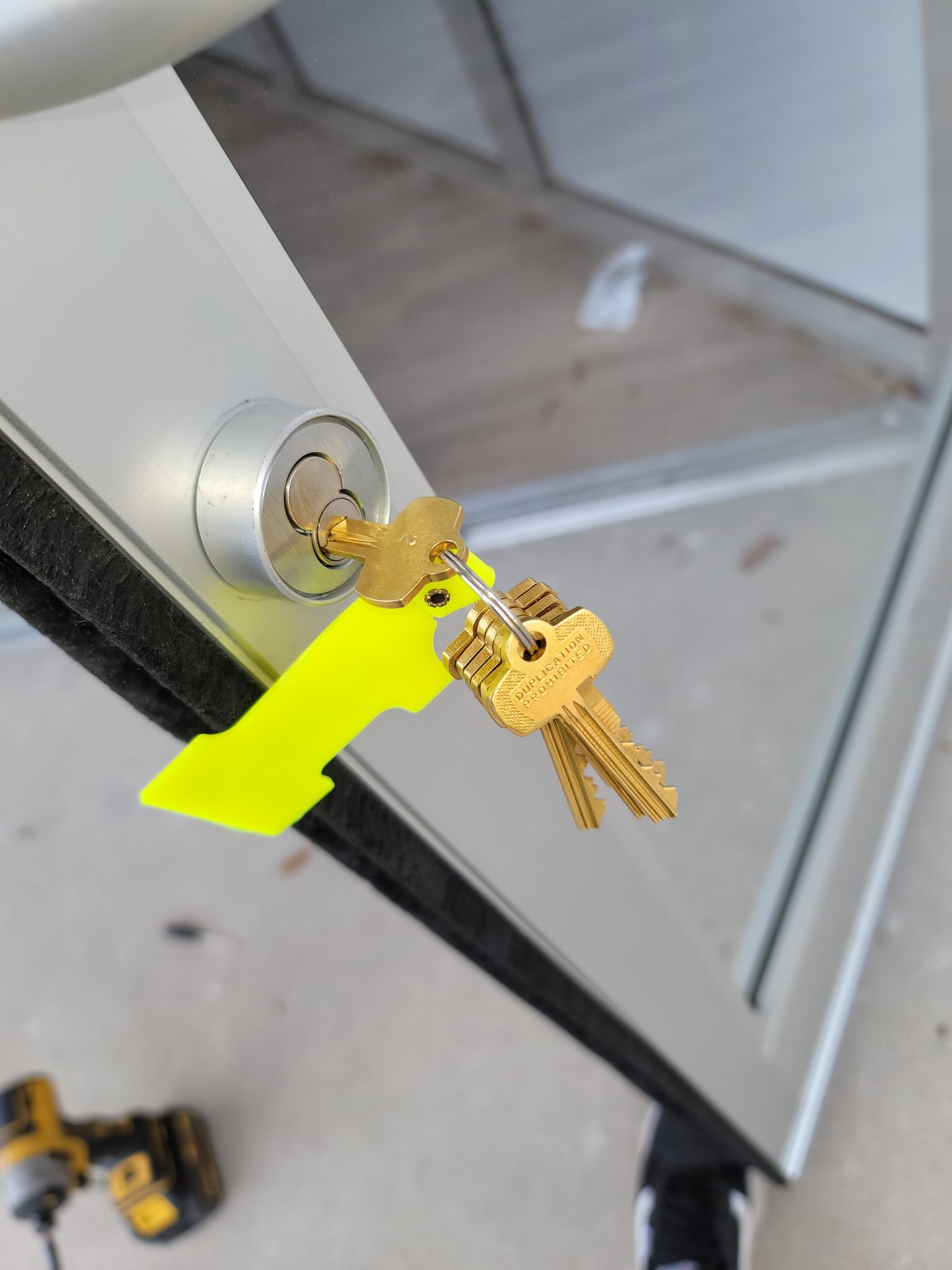 Automotive locksmith car key replacement in Key West FL